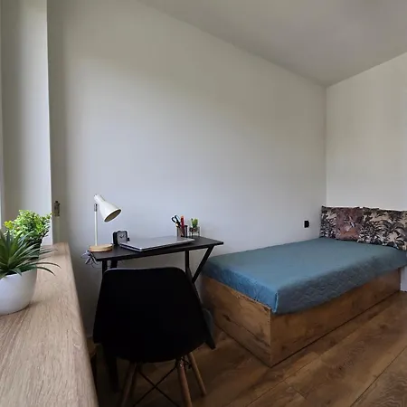 Apartment Pokoje Piastowksie Na Wynajem Koscian